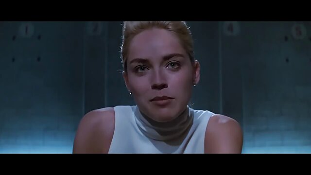 โสเภณีวิเศษ Claudia วีดีโอ หี Adams กำลังปอกเย้ายวน